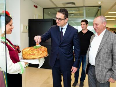 G. Stamen Yanev – izvršni direktor Bolgarske investicijske agencije na otvoritveni slovesnosti odprtja EOOD odelo Bolgarija v Sofiji.